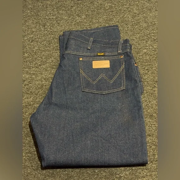 Wrangler Blue Bootcut Jeans with Rigid Denim - NWOT - Picture 9 of 12